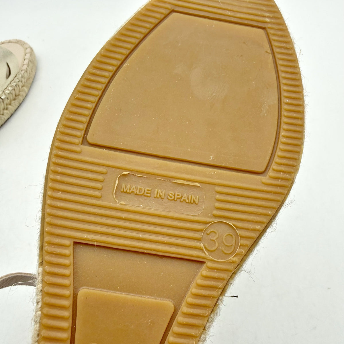 Eric Michael Womens Ruby Wedge Sandals EU 39 US 9 Gold Leather Espadrille NIB