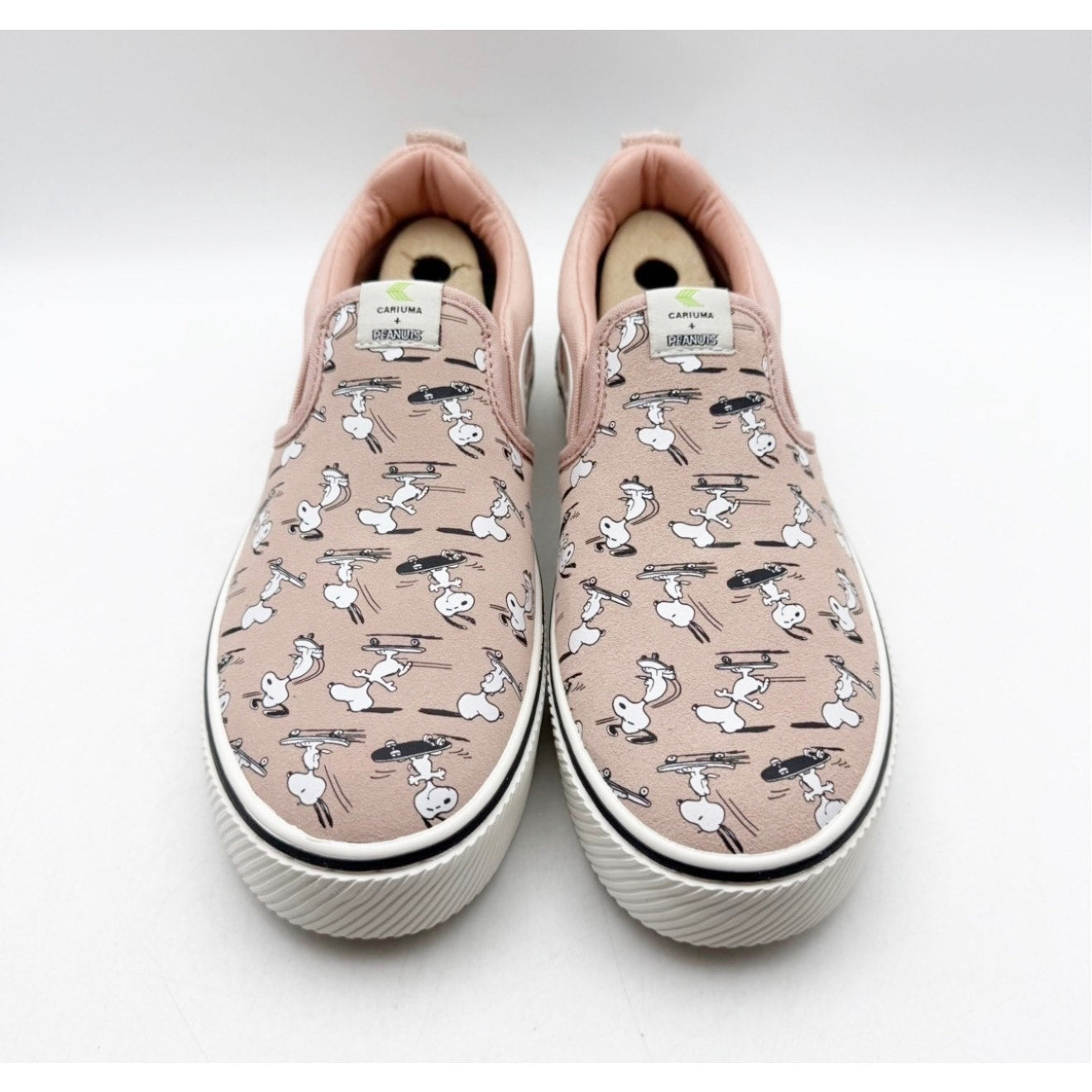 Cariuma Womens Peanuts Pro Skate Slip On Sneakers US 7.5 Pink Suede Canvas NIB