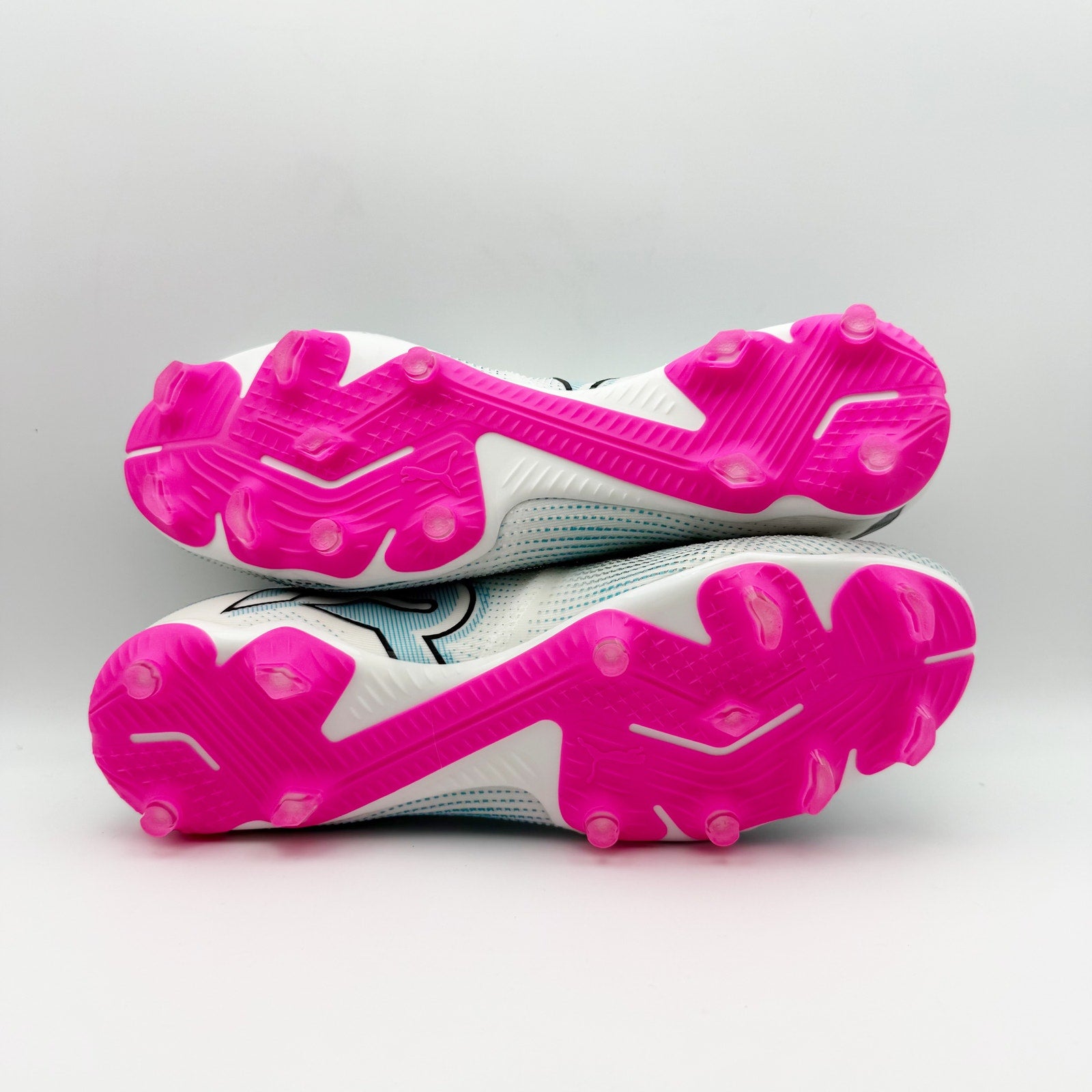 PUMA Mens Future7 Match FG/AG Soccer Cleats Size 12 White Pink NWOB