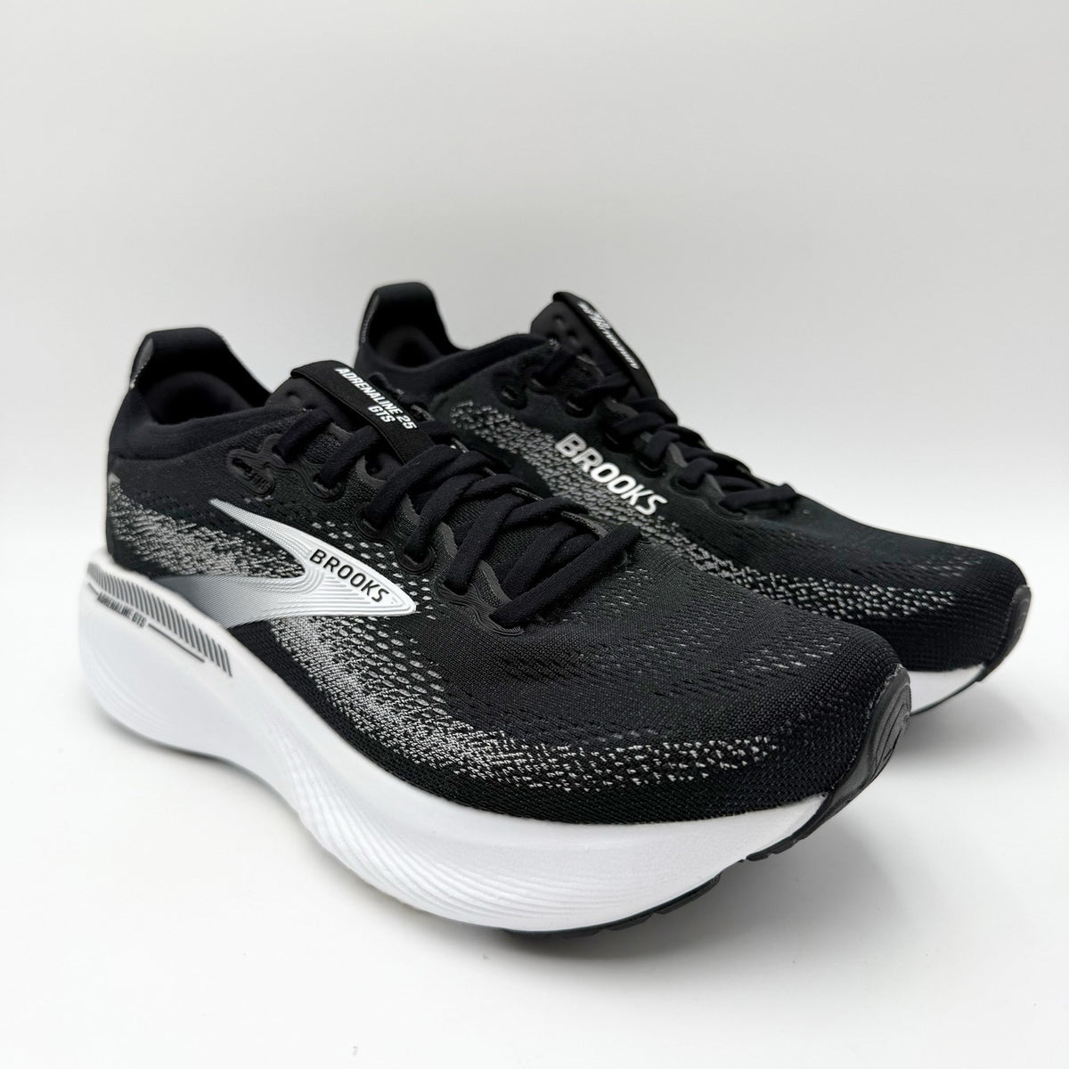 Brooks Womens Adrenaline GTS 25 Running Shoes Size 8.5 XW 2E Black Athletic NIB