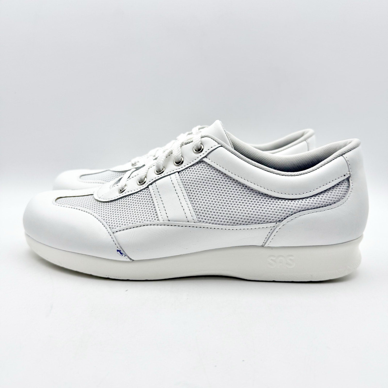 SAS Womens Free Time Comfort Walking Shoe US 9.5 Narrow EU 40 White Leather NIB
