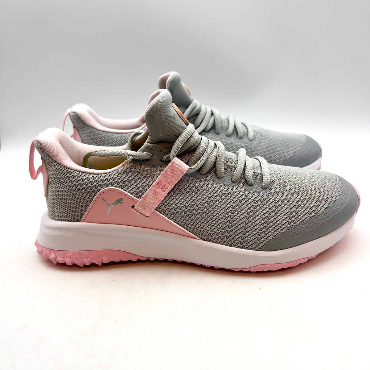 PUMA Big Girls' Fusion EVO Spikeless Golf Shoes Size 5 Grey Pink Athletic NWOB