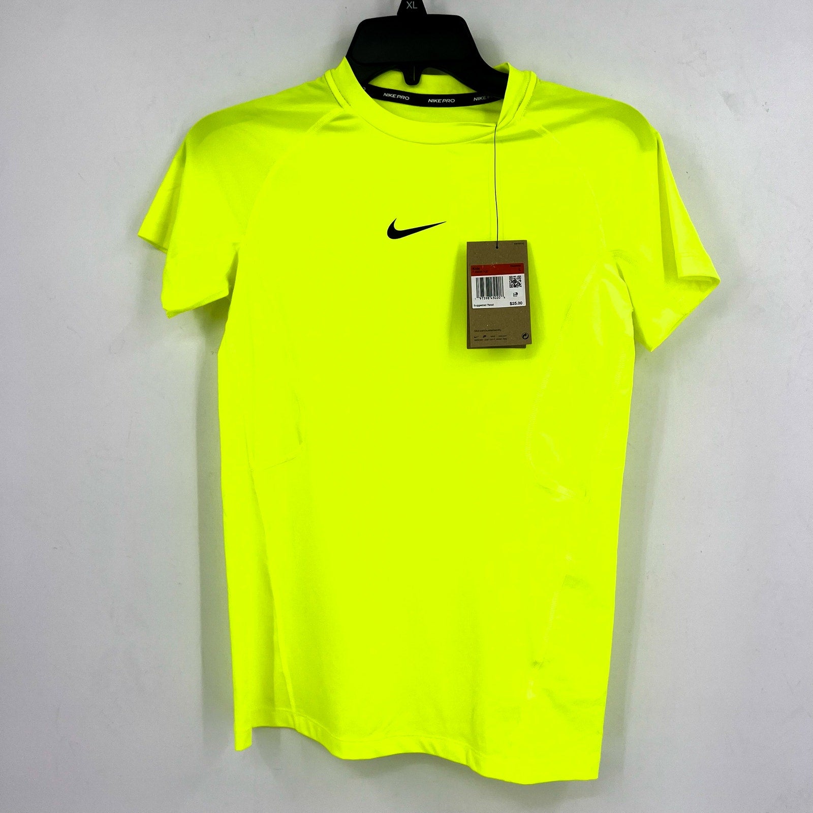 NIKE Big Kids Dri-FIT Short-Sleeve Tshirt Large Neon Yellow Crewneck NWT