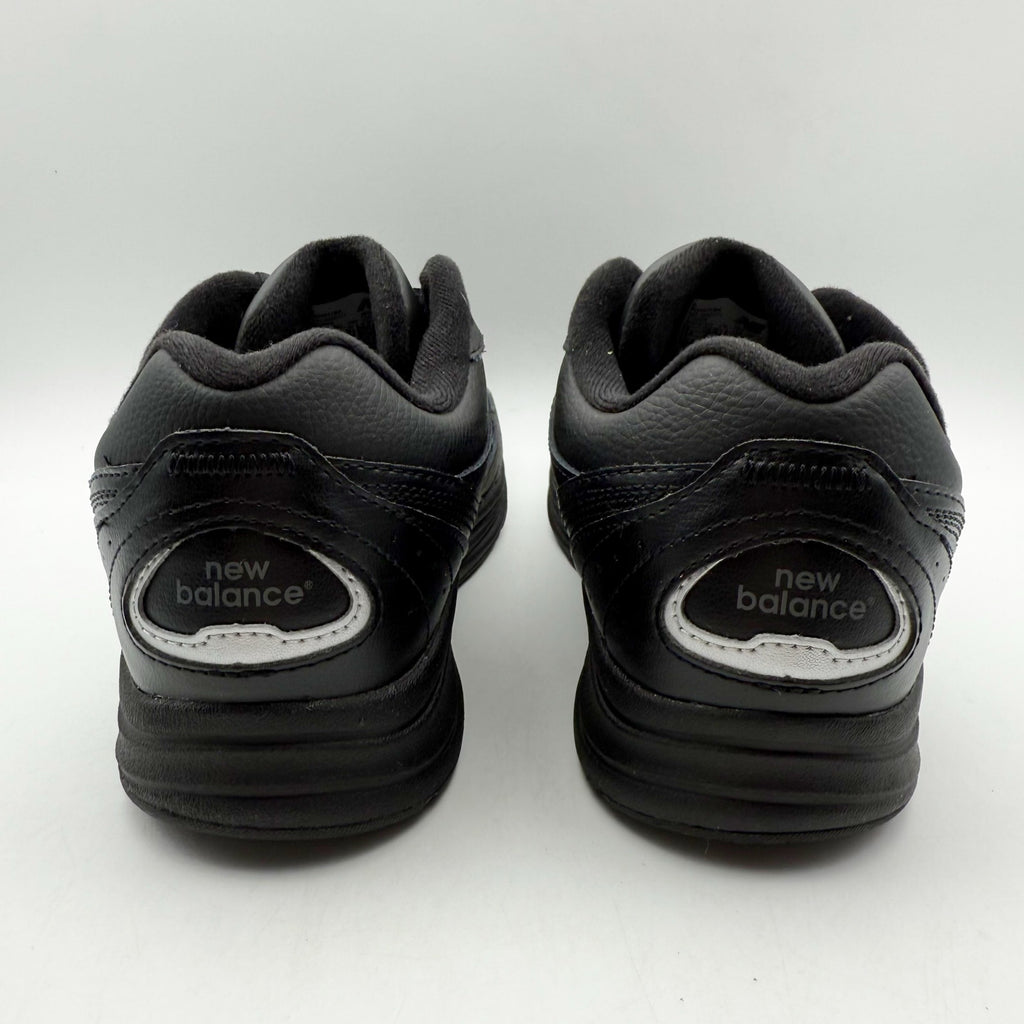 New Balance Womens 577 Walking Shoes Size 9 Wide Black Leather Athletic NIB
