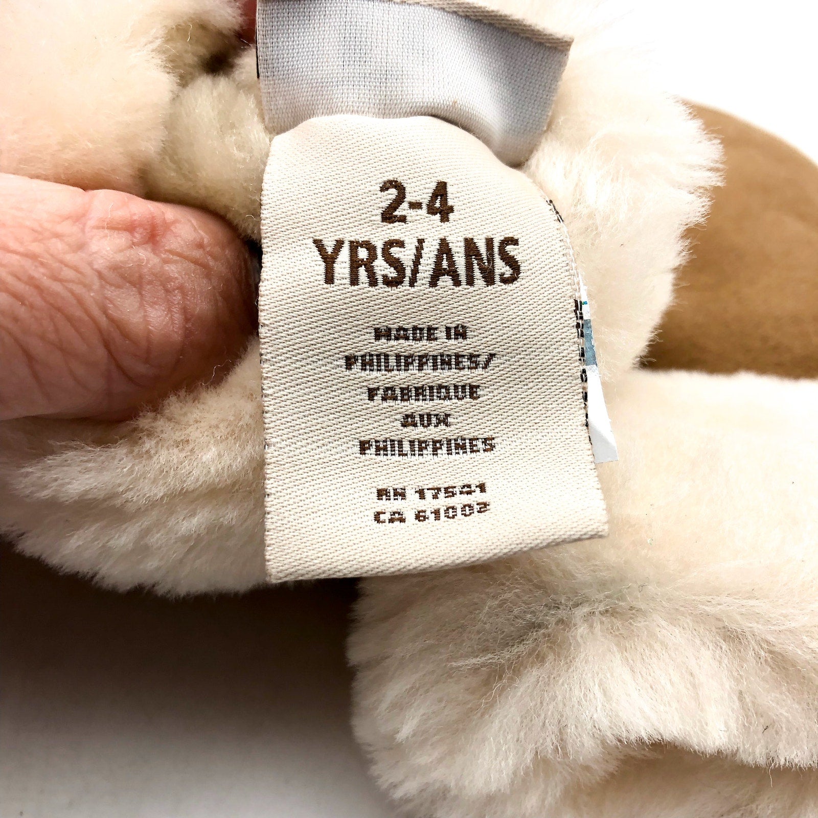 UGG Kid's Sheepskin Mittens Size 2-4 Years Old Tan Winter NWOT