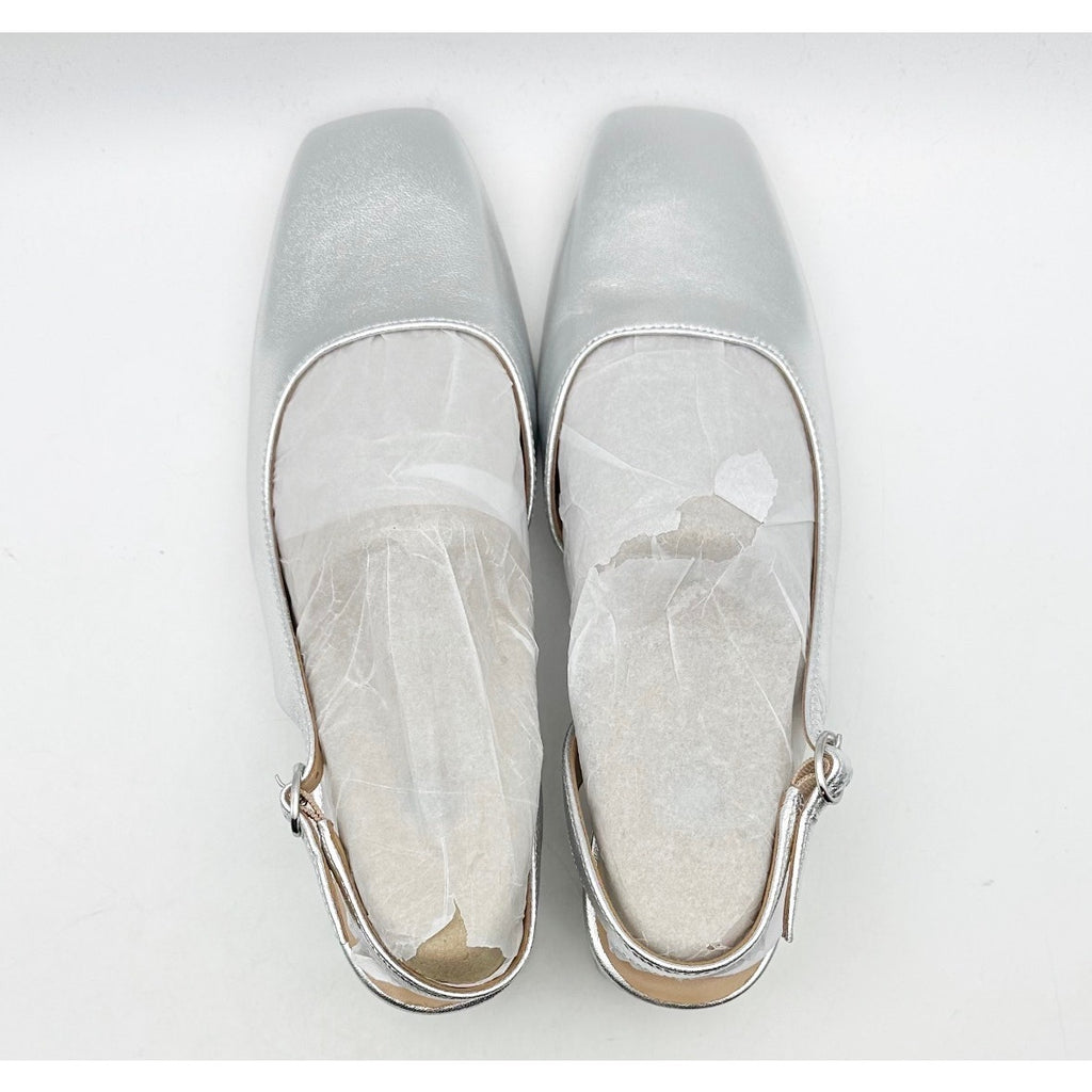 NATURALIZER Womens Jayla Low Slingback Heels Size 8 Wide Silver Leather NWOB