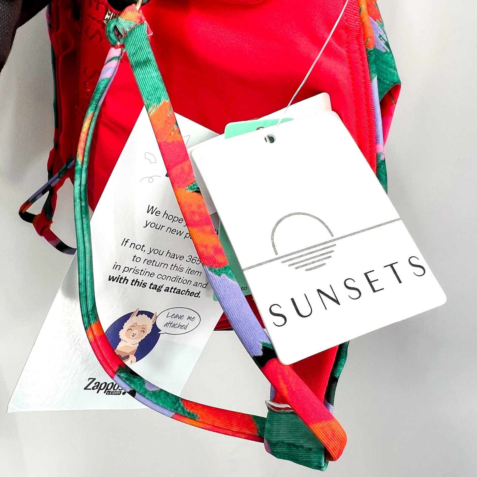SUNSETS Womens Veronica One Piece Swimsuit Small Red Floral Hummingbird Cove NWT