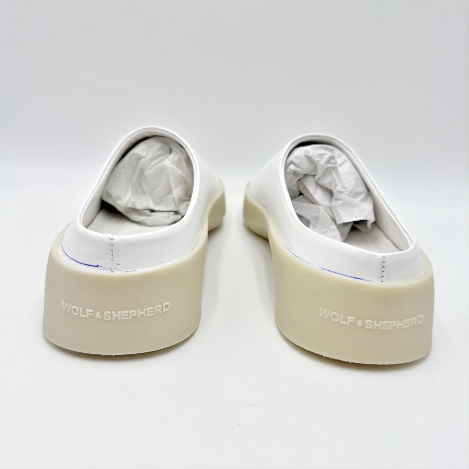 Wolf & Shepherd Cruise Mule Slip On Shoes Mens 5.5 Womens 7 White Leather NIB