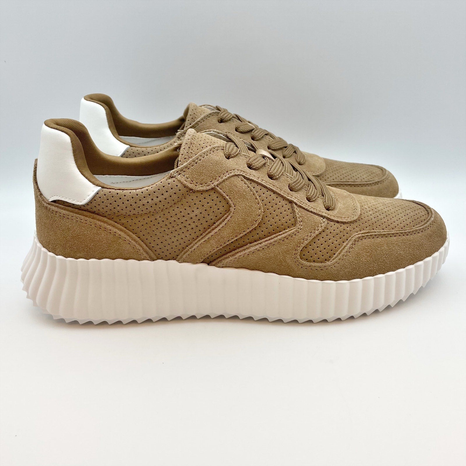 Steve Madden Women's Shereen Casual Sneakers Size 8 Brown Suede Lace-Up NIB