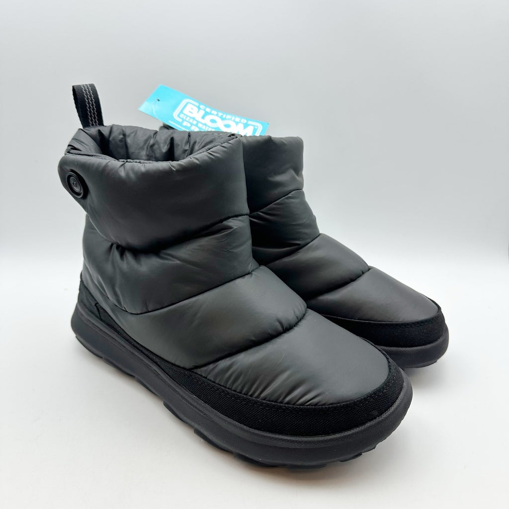 Merrell Womens Hut Moc 2 Quilted Snow Boots Size 8 M Black Lightweight Snap NIB