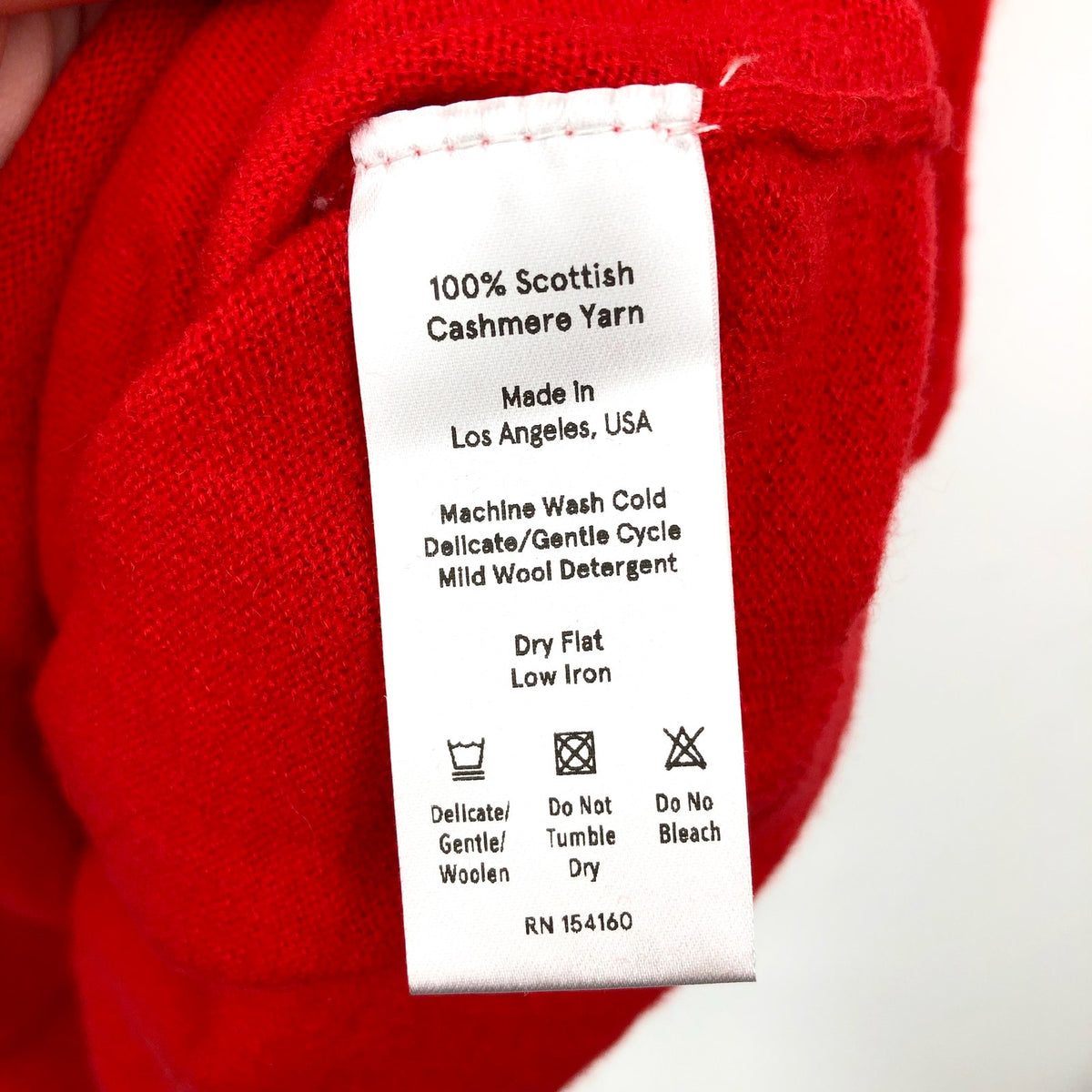 ACTIVE CASHMERE Men's Short Sleeve Fine Cashmere T-Shirt Medium Red NWT