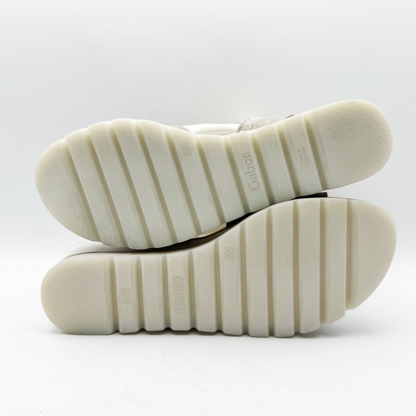 Gabor Womens 24.640 Wedge Sandals US 8 UK 5.5 Gold Metallic Leather Strappy NIB