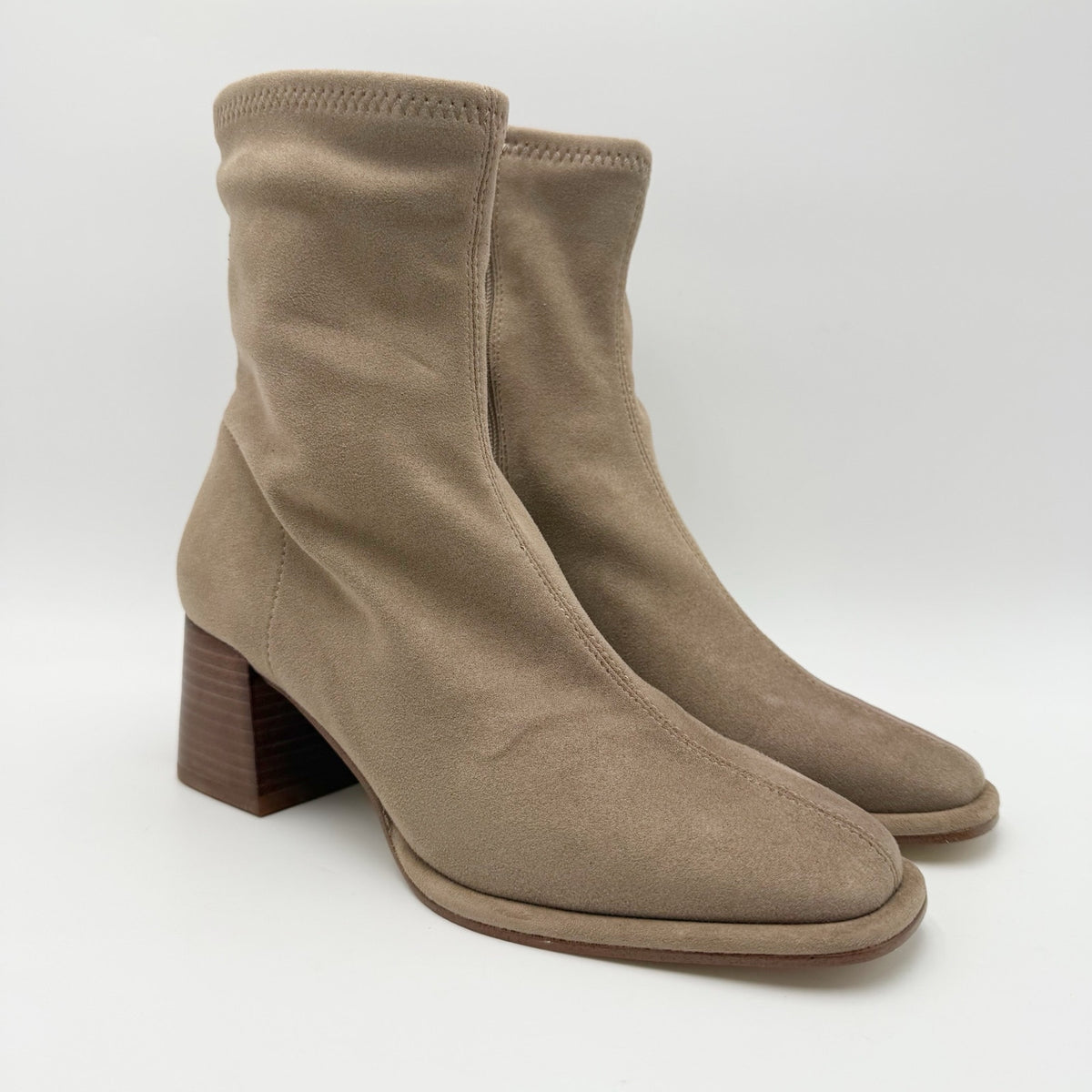 Steve Madden Womens Pammy Heel Ankle Booties Size 6 Taupe Tan Suede NIB