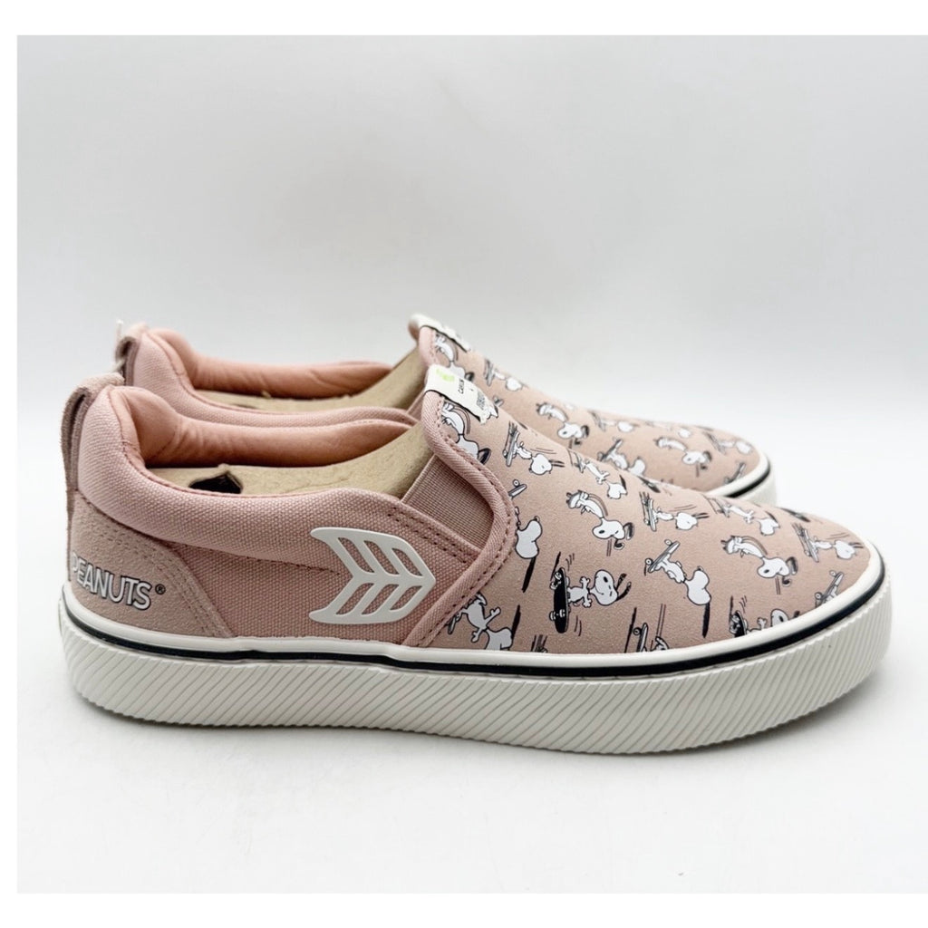 Cariuma Womens Peanuts Pro Skate Slip On Sneakers US 7.5 Pink Suede Canvas NIB