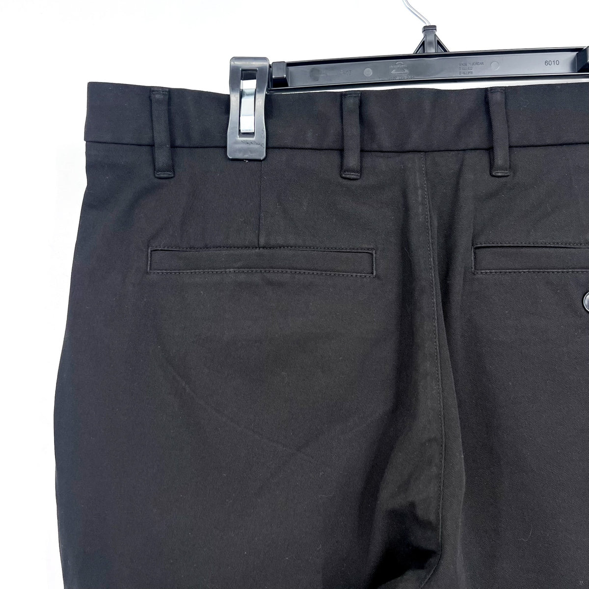 EVERLANE Uniform Mens Performance Chino Pants 29x28 Black Athletic Fit NWT