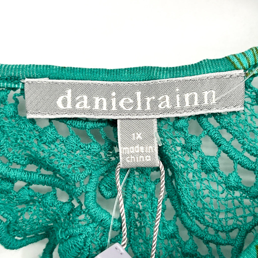 DANIEL RAINN Women's Sleeveless Crochet Lace Top 1X Tropical Green Floral NWT