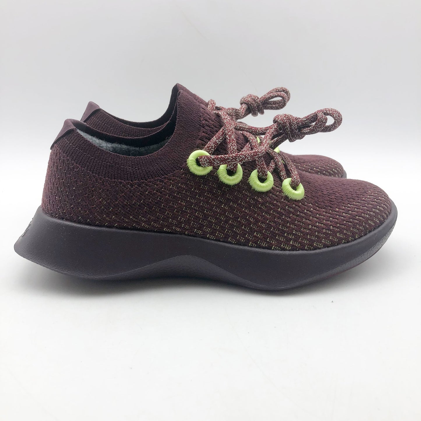 AllBirds Women's Tree Dasher 1 Sneaker Size 5 Ascend Dark Red NWB