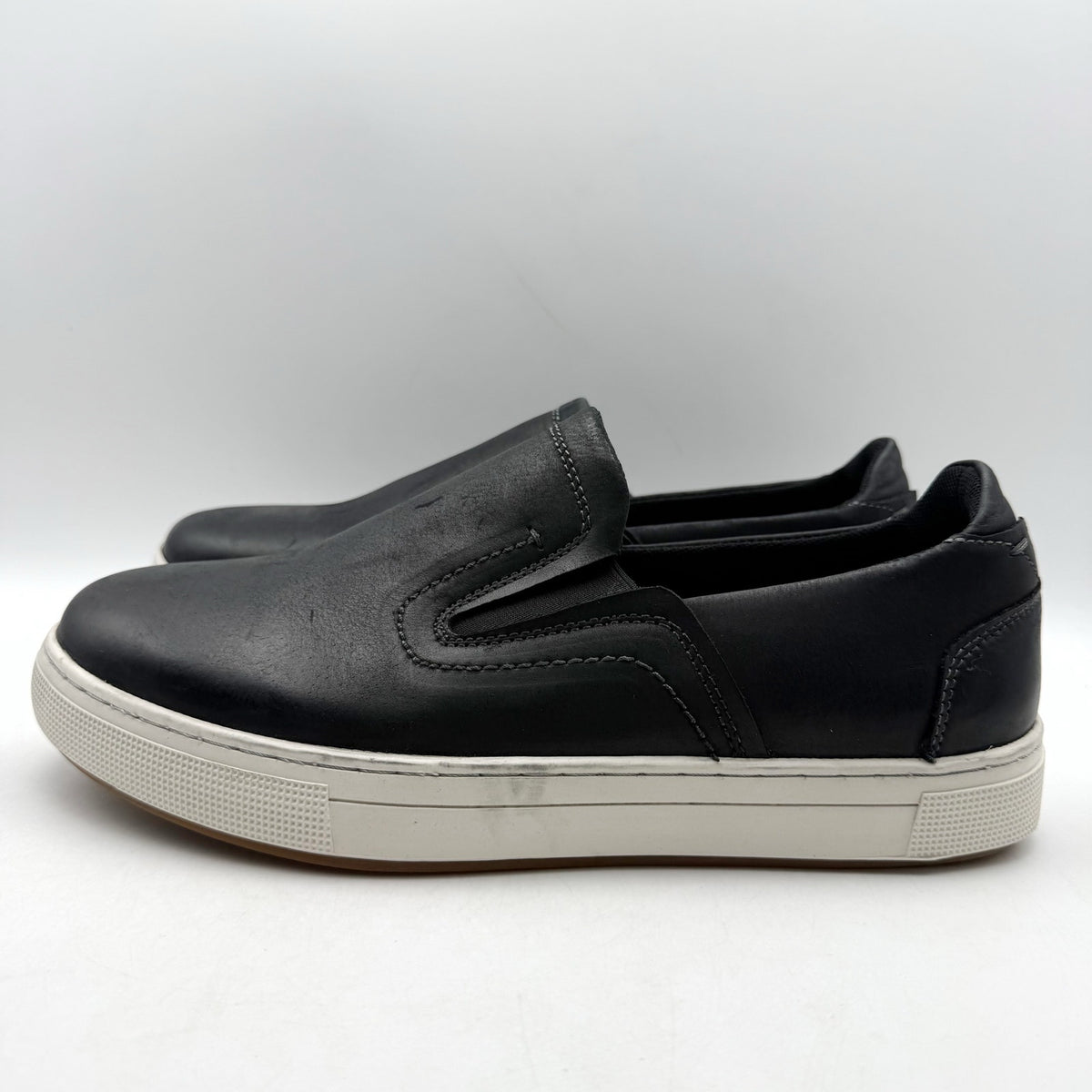 Propet Mens Kedrick Sneakers US 9.5 EEE Black White Leather Slip On NWOB