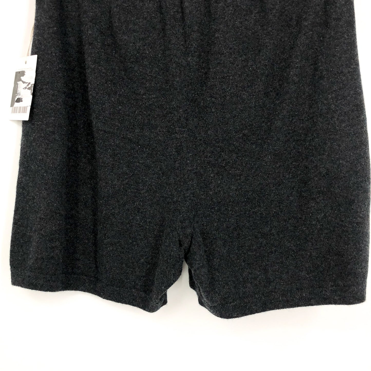 ACTIVE CASHMERE Men's Cashmere Shorts XL Grey Athletic Fit Seamless Charcoal NWT