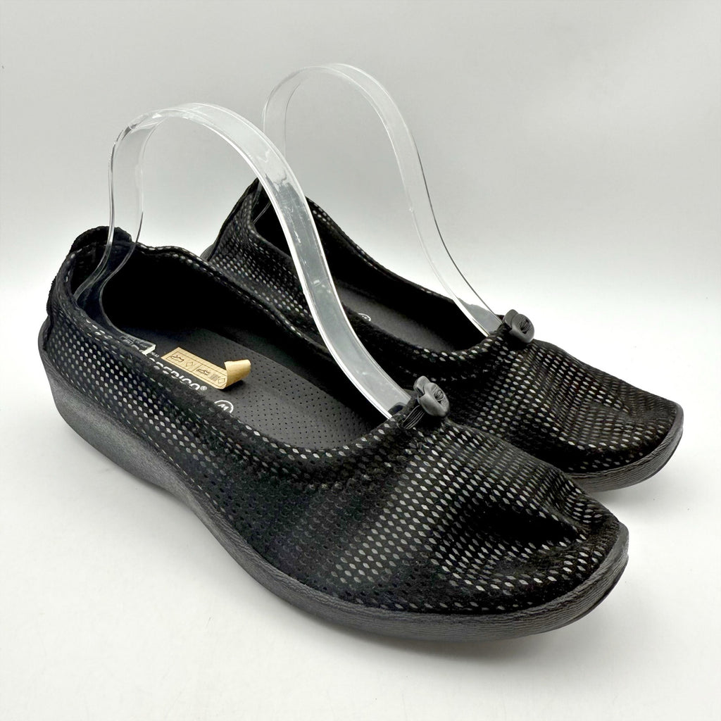 Arcopedico Womens L14 Slip On Flats EU 36 US 5.5-6 Black Water Resistant NWOB