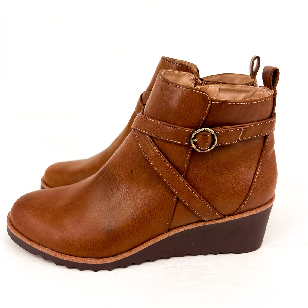 LIFESTRIDE Zinfandel Wedge Ankle Booties Size 11 Whiskey Brown Faux Leather NWOB