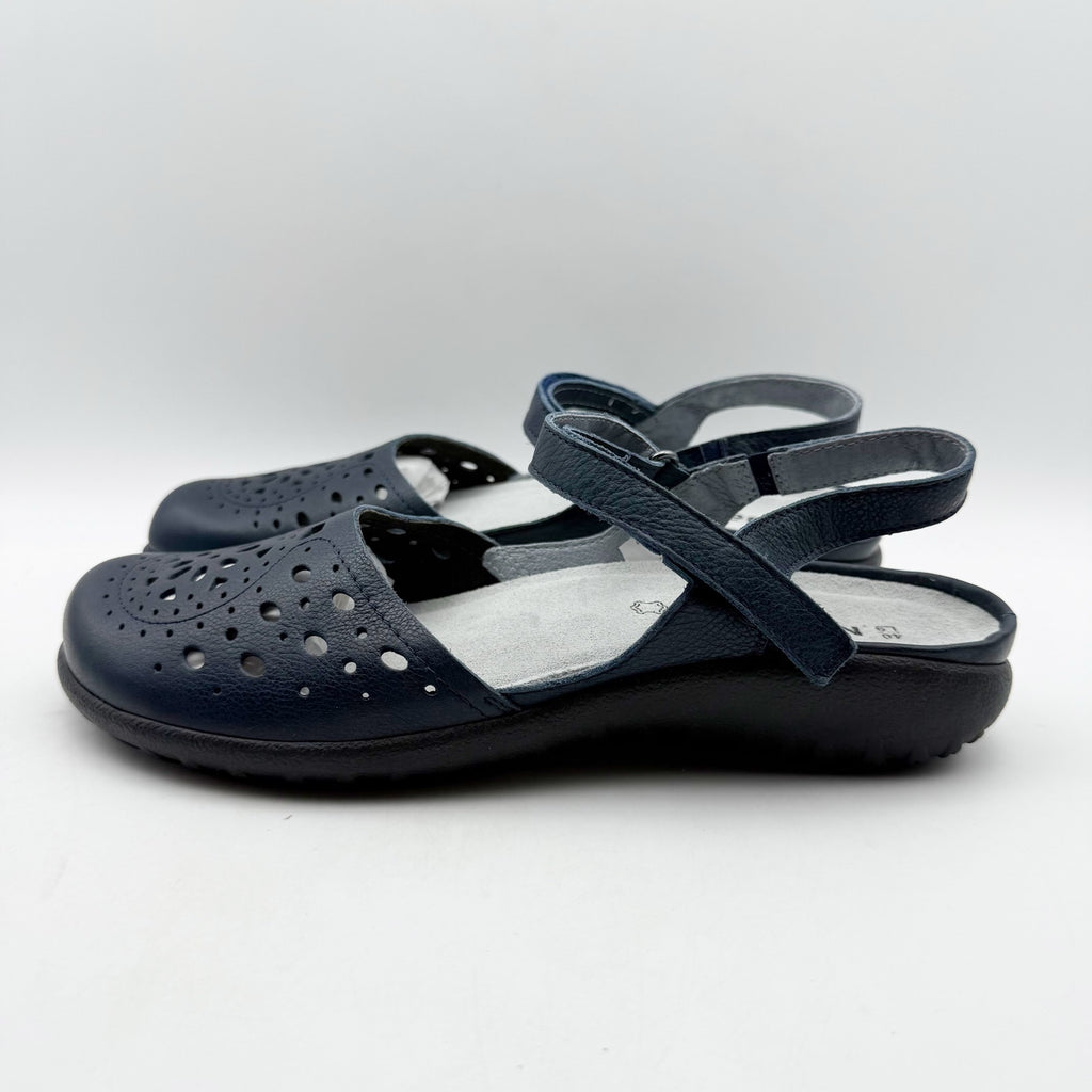 Naot Womens Arataki Flat Sandals EU 40 US 9 Blue Ink Leather NIB
