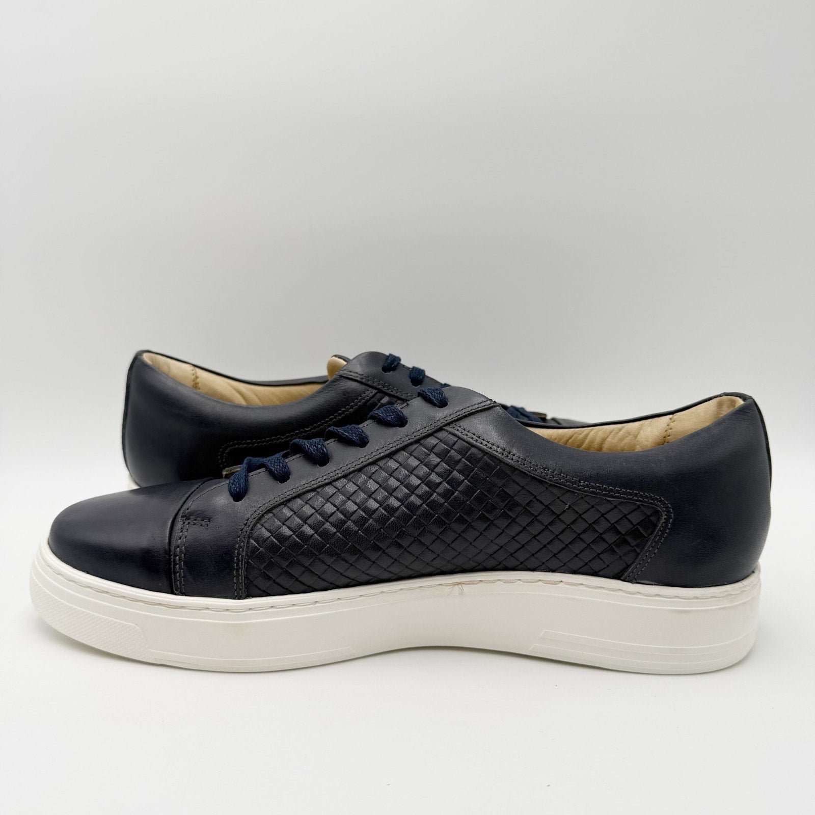 Marc Joseph NY Mens King Street Casual Sneakers Size 10 M Blue Leather NWOB