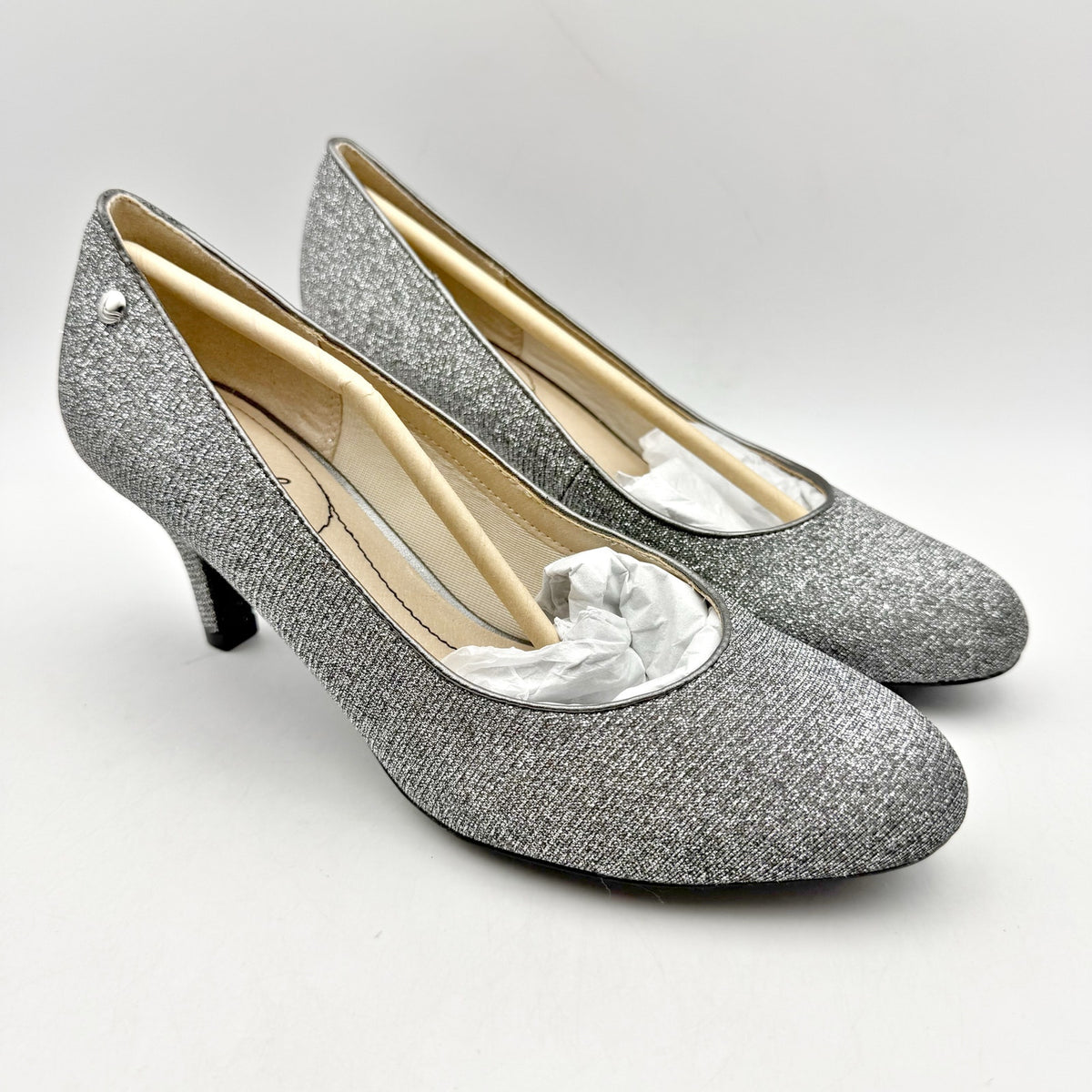 LifeStride Womens Parigi Pumps Size 7.5 Silver Metallic Heels NIB