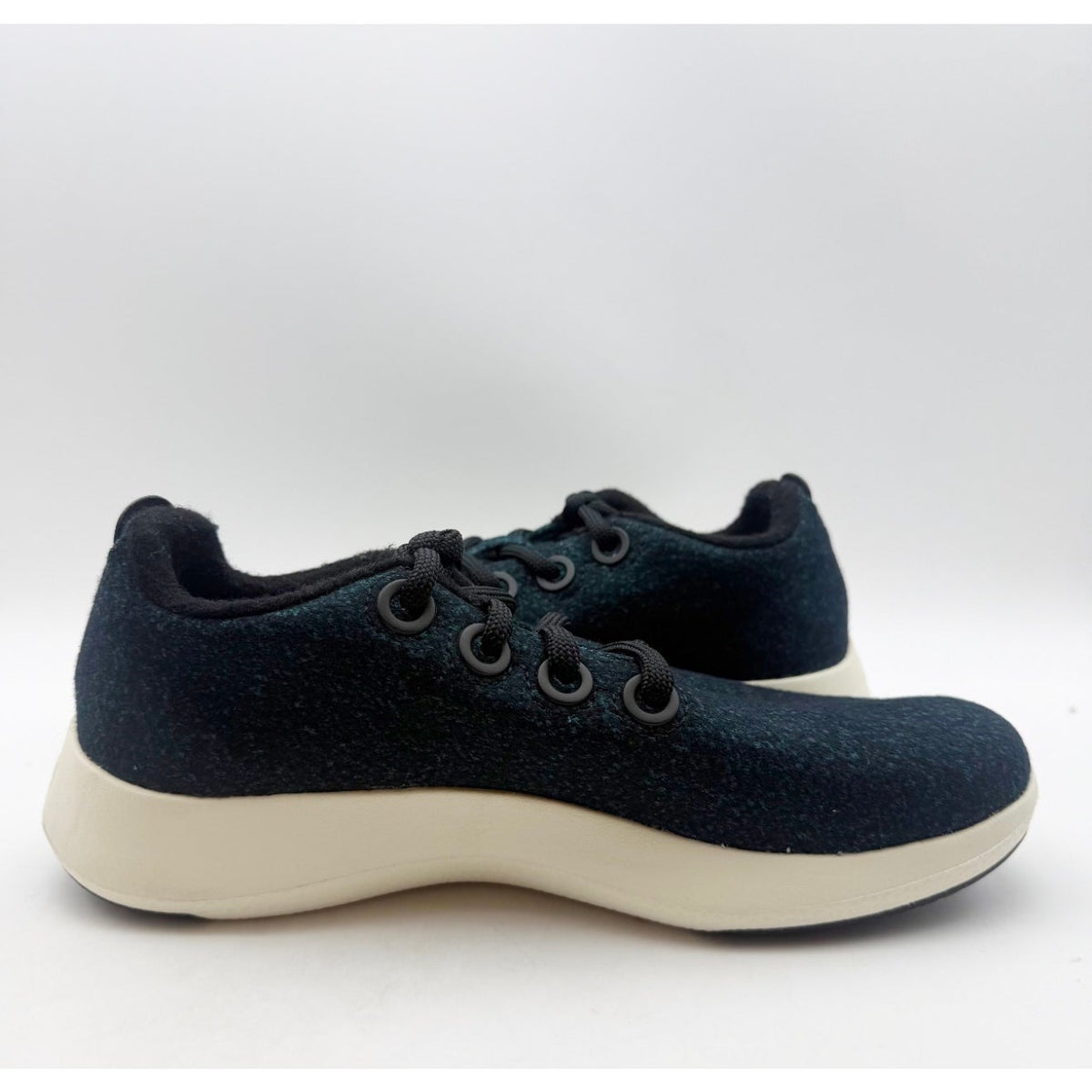 ALLBIRDS Womens Wool Runner Mizzle Shoes Size 7 Black Teal Water Repellent NWOB