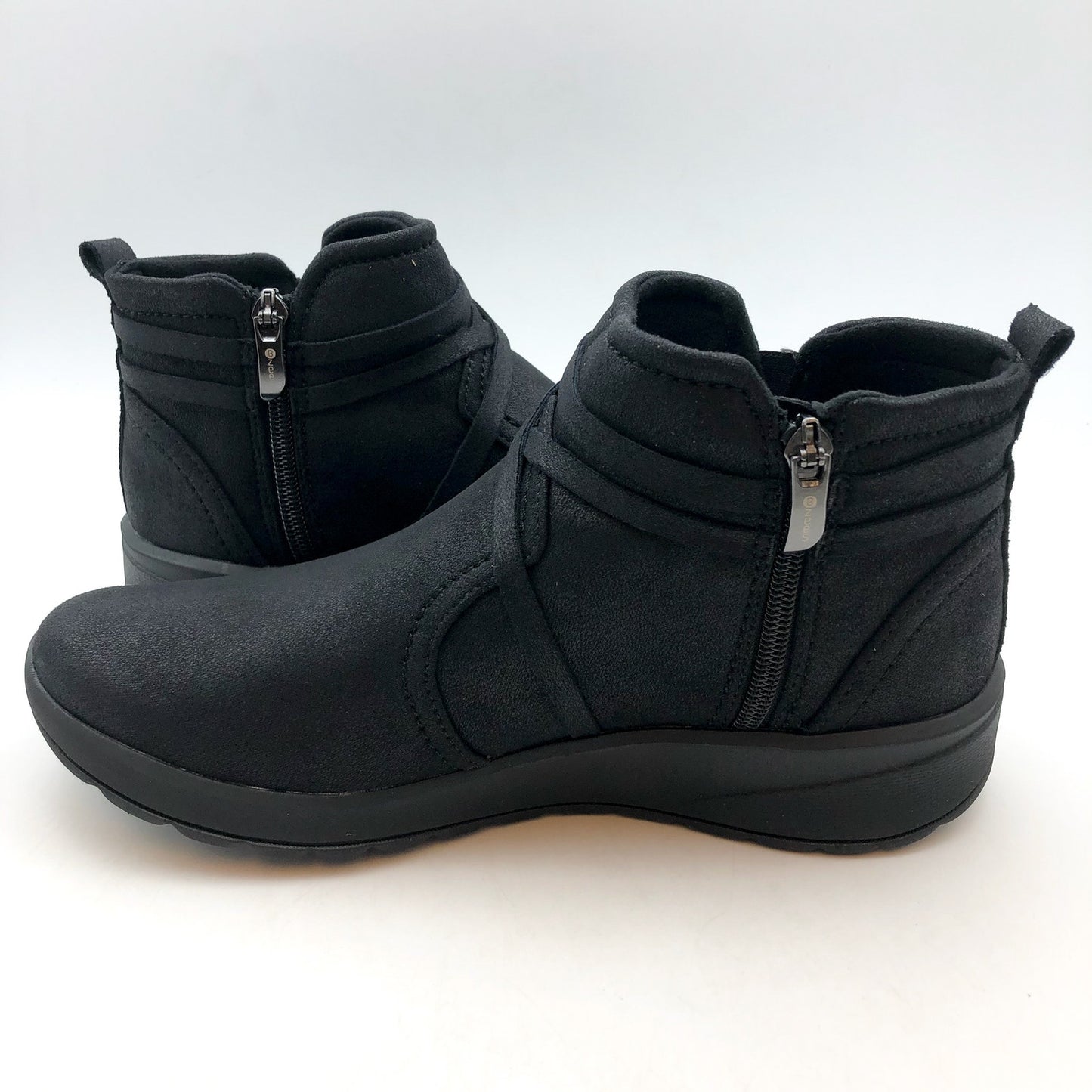 BZEES Womens Gusto Ankle Booties US 7 Wide EU 37 Black Fabric Wrap Tassel NIB