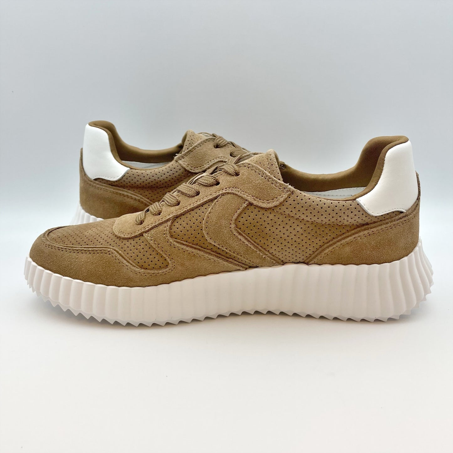 Steve Madden Women's Shereen Suede Sneaker Chestnut Brown Size 8