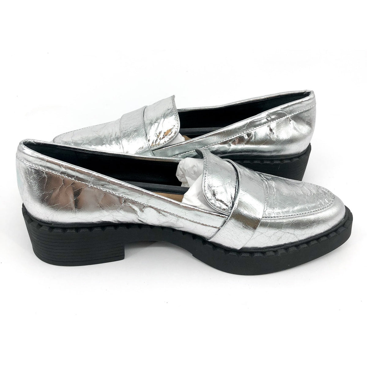 VINCE CAMUTO Womens Echika Loafer Size 8 M Silver Leather Chunky Block Heel NWOB