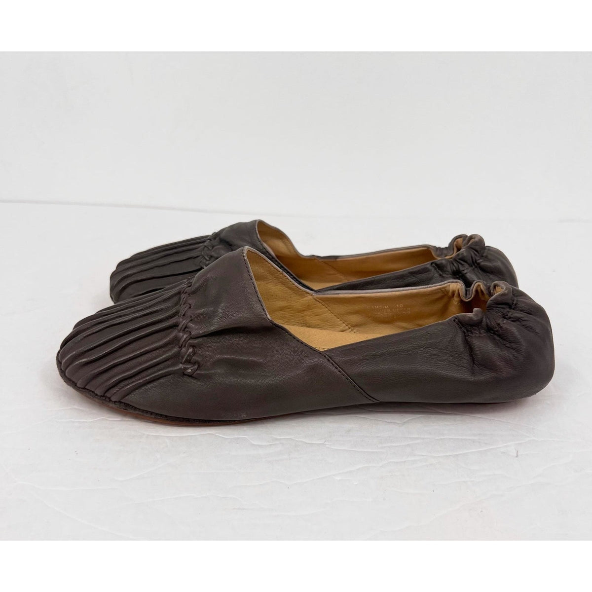 Chocolat Blu Womens Cam 2 Pleated Ballet Flats Size 10 Brown Grey Leather NIB