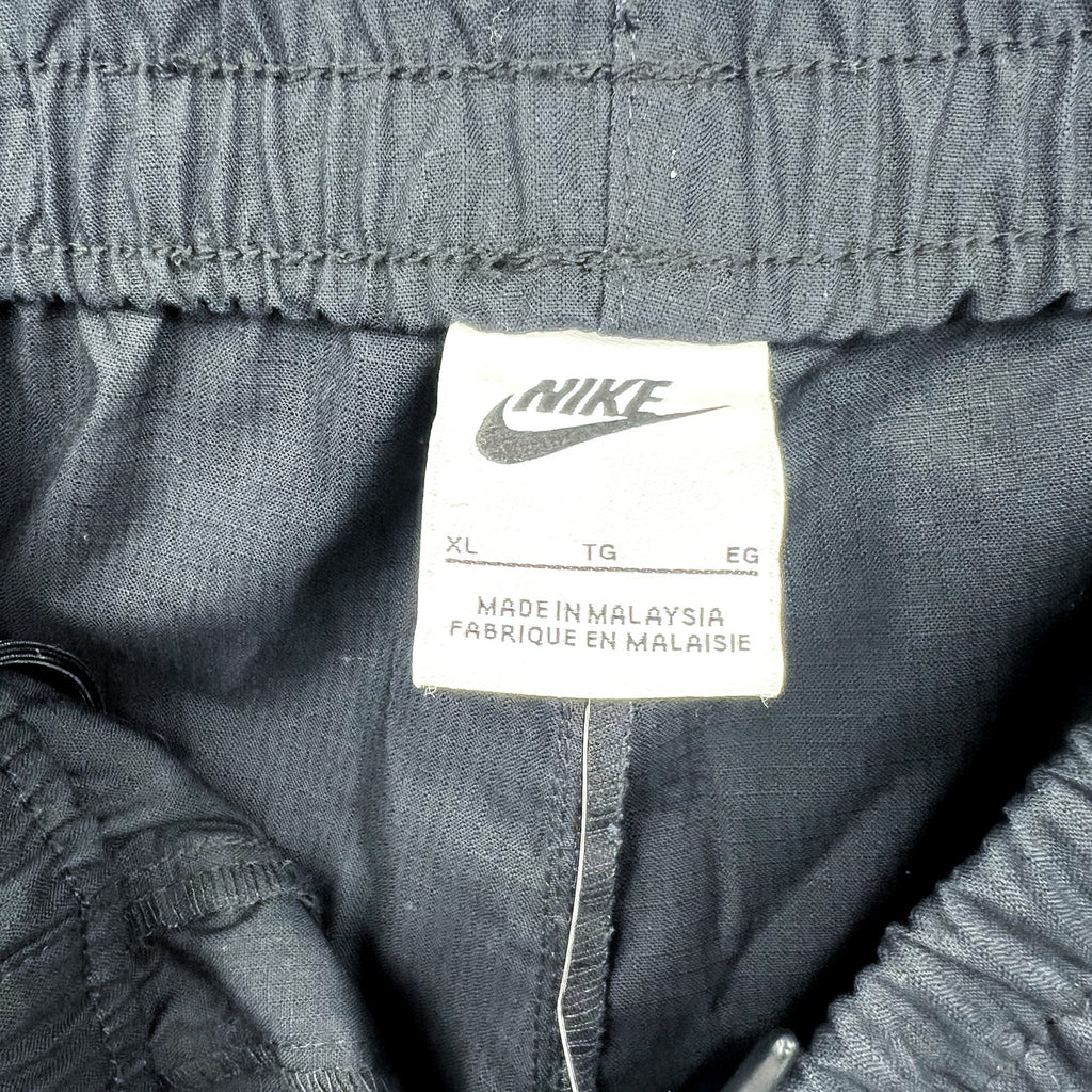 Nike Womens Sportswear Everything Wovens Cargo Pants XL Black Mid-Rise NWT