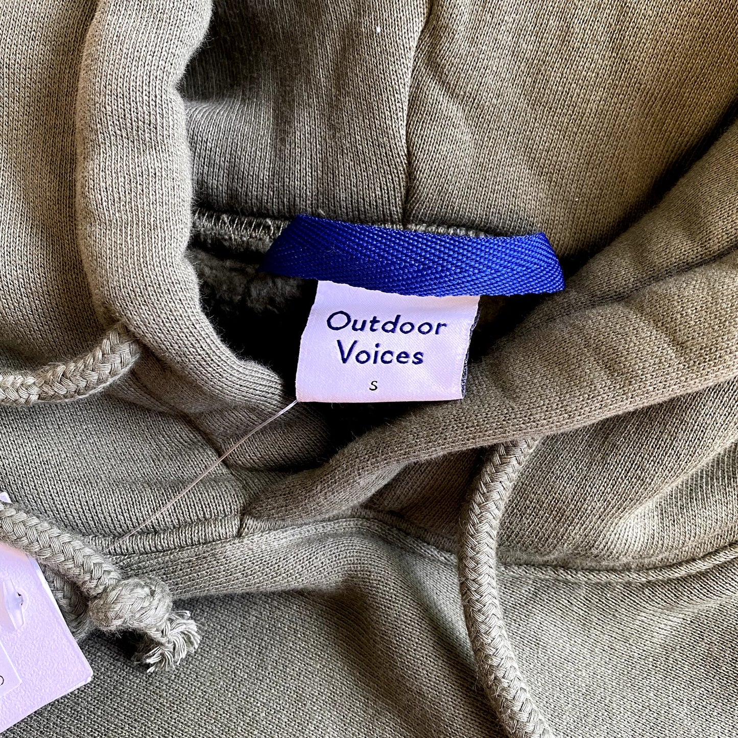 OUTDOOR VOICES Mens Nimbus Hoodie Tea Tree Green SMALL