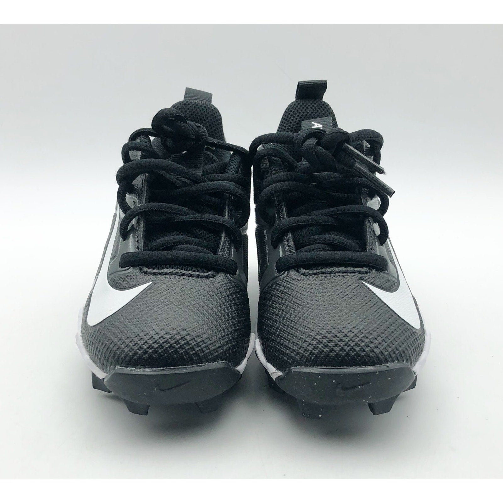 Nike Boys Alpha Menace 4 Shark Football Cleats YOUTH 3.5 Black Grey White NWOB