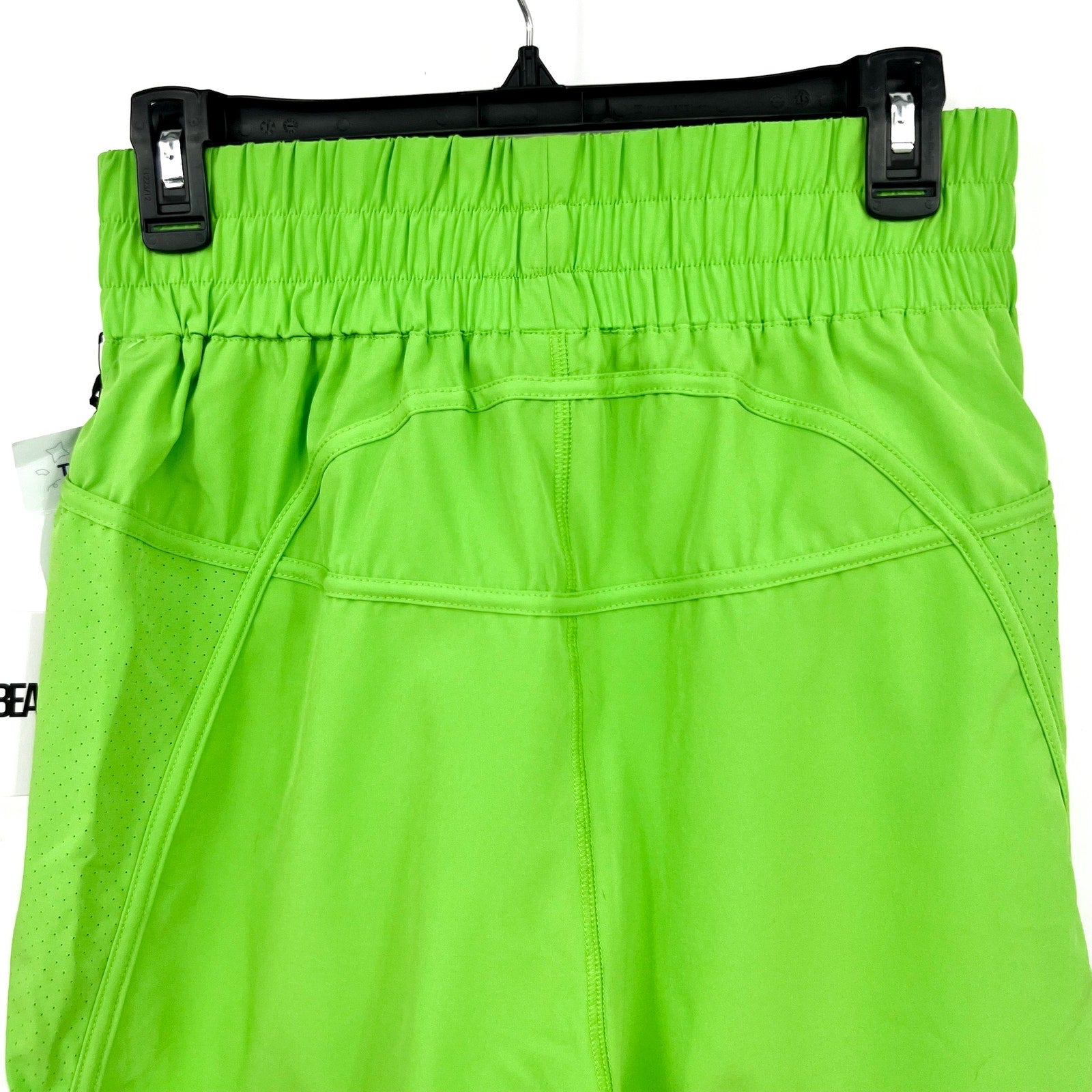 BEACH RIOT Women's Cliff Athletic Shorts Medium Palm Garden Green Pull-On NWT