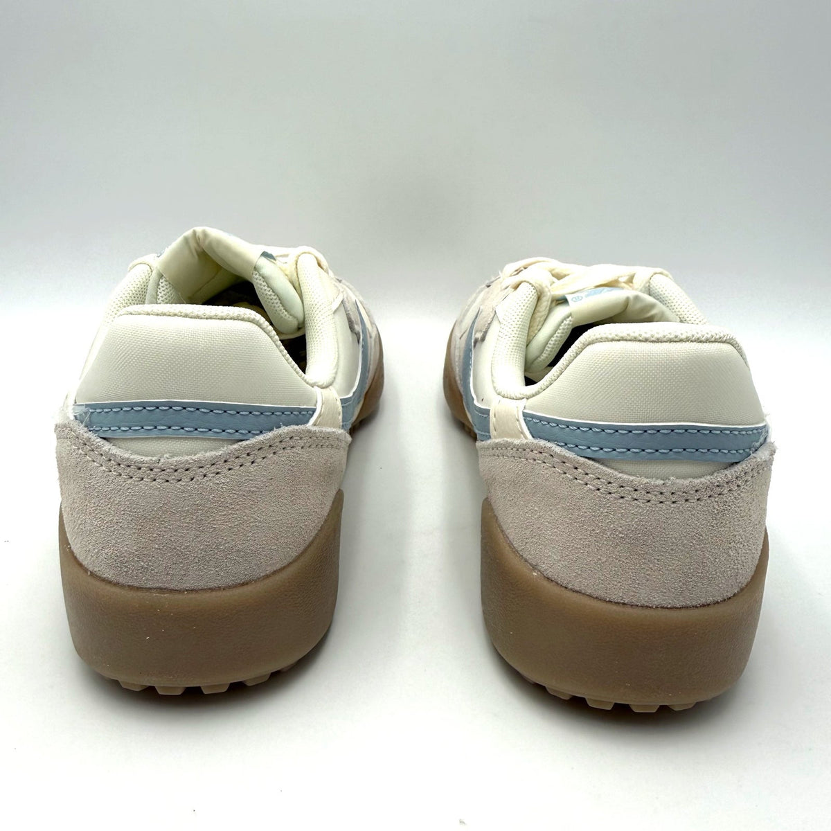 Nike Womens Terra Manta Suede Sneakers Size 6.5 Ivory Light Blue IM6484 NIB