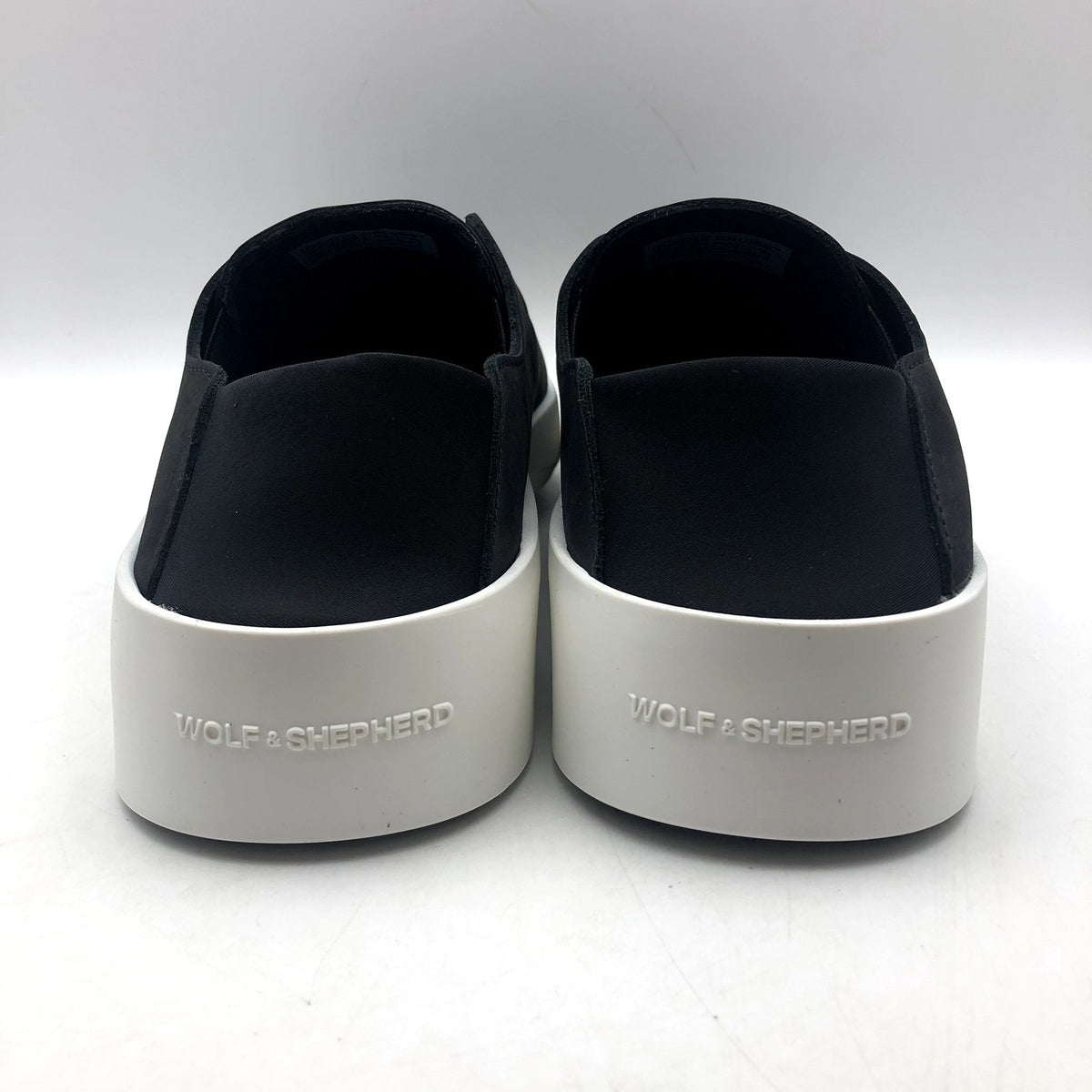 Wolf & Shepherd Cruise Ace Slip On Sneaker Mens 7.5 Womens 9 Black Leather NIB