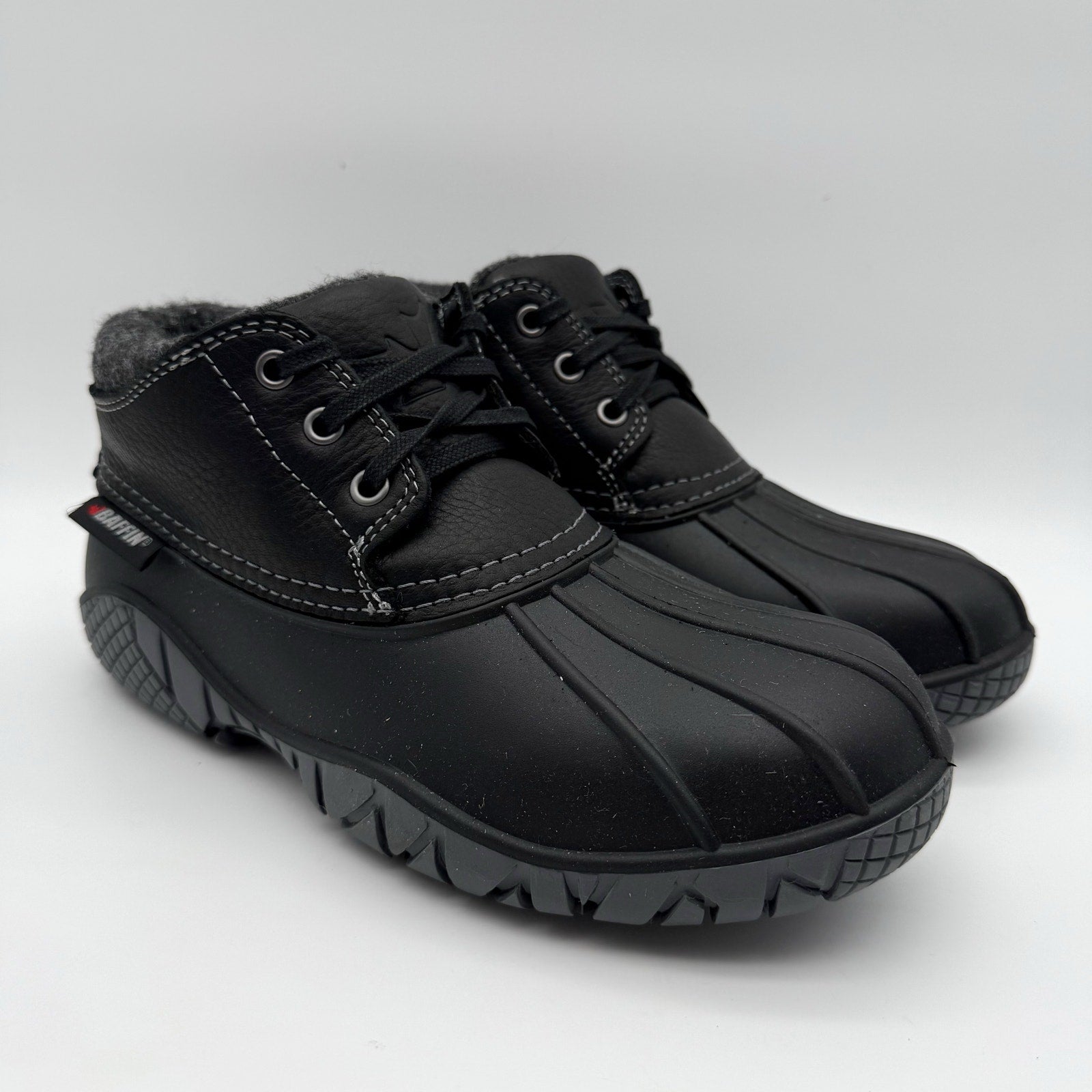 Baffin Womens Whitetail ll Ankle Sneakers US 9 EU 39 Black Leather Insulated NIB