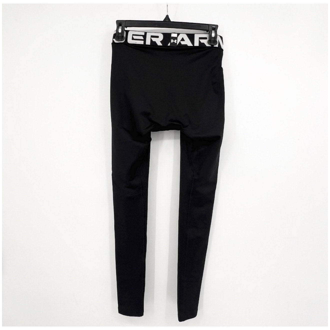 UNDER ARMOUR Men's CG Armour Leggings Medium Black Base Layer Pants NWT
