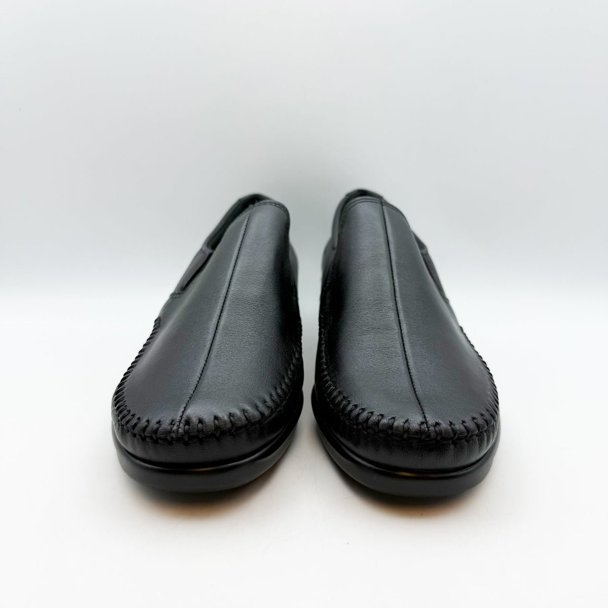 SAS Womens Dream Comfort Loafers Size 8 Black Leather Hand Laced Moccasin NIB