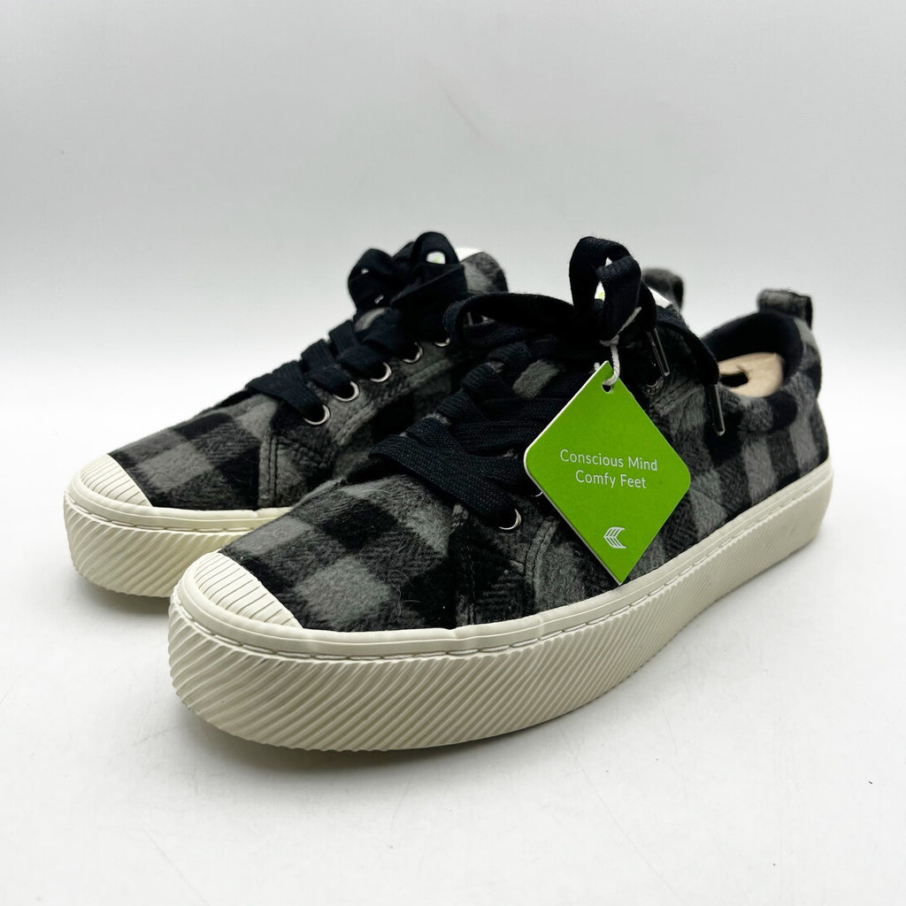 Cariuma OCA Low Sneakers Men's 9 Women's 10.5 Black Grey Plaid NIB