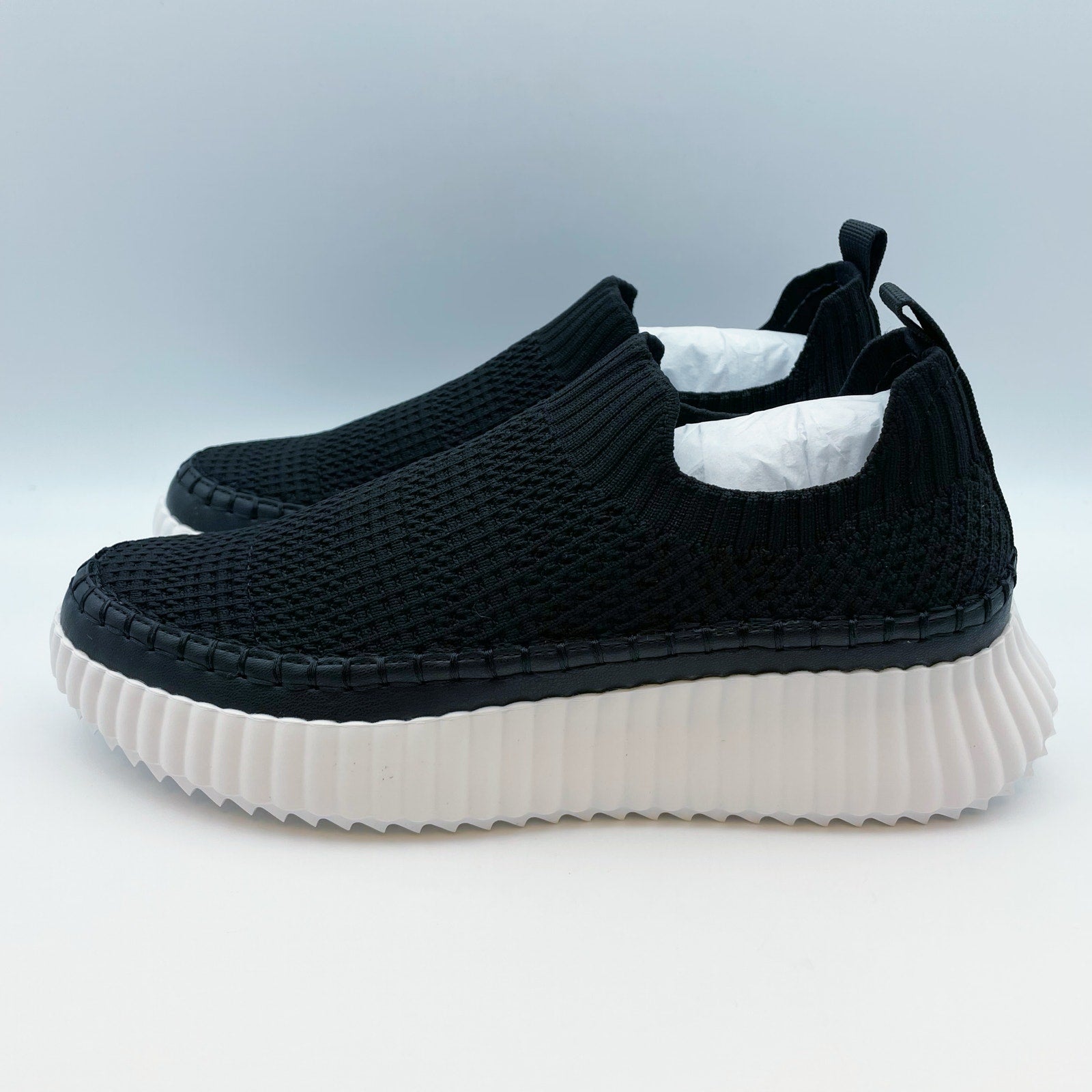 Steve Madden Womens Samarah Sneaker US 8.5 M Black Knitted Pull-On Closure NIB