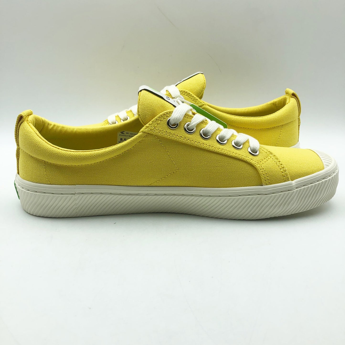 Cariuma OCA Low Canvas Sneaker WOMENS 9 MENS 7.5 Yellow Organic Cotton NIB