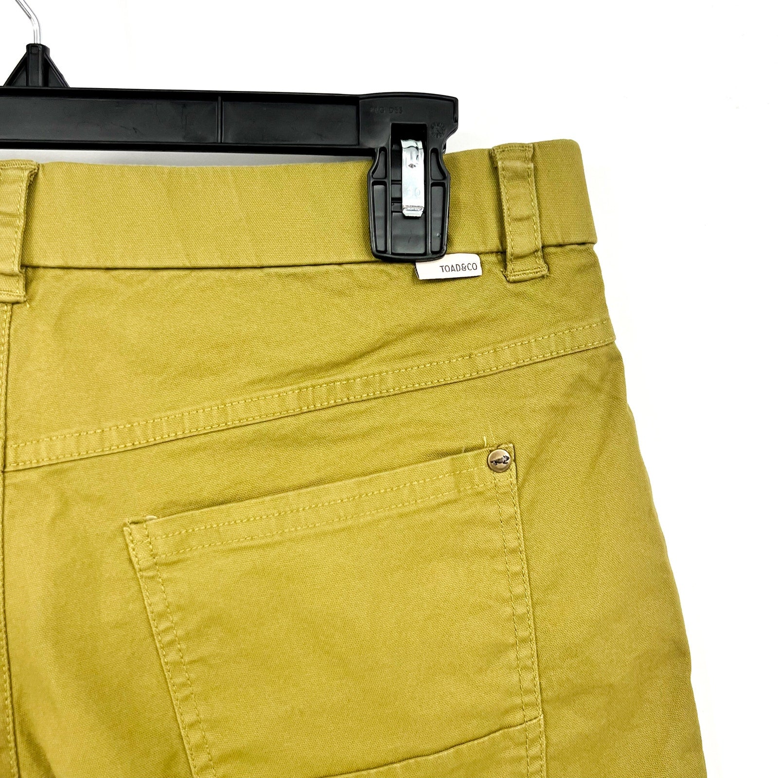 TOAD & CO. Women's Earthworks Camp Shorts Size 10 Moss Green Mid Rise NWT