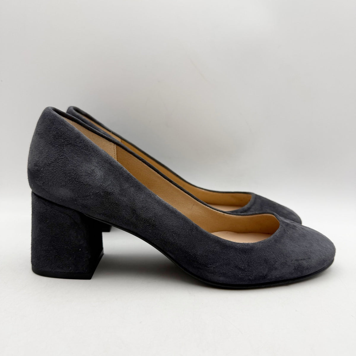 French Sole Womens Trance Pumps Size 7.5 B Dark Grey Suede Heels NIB