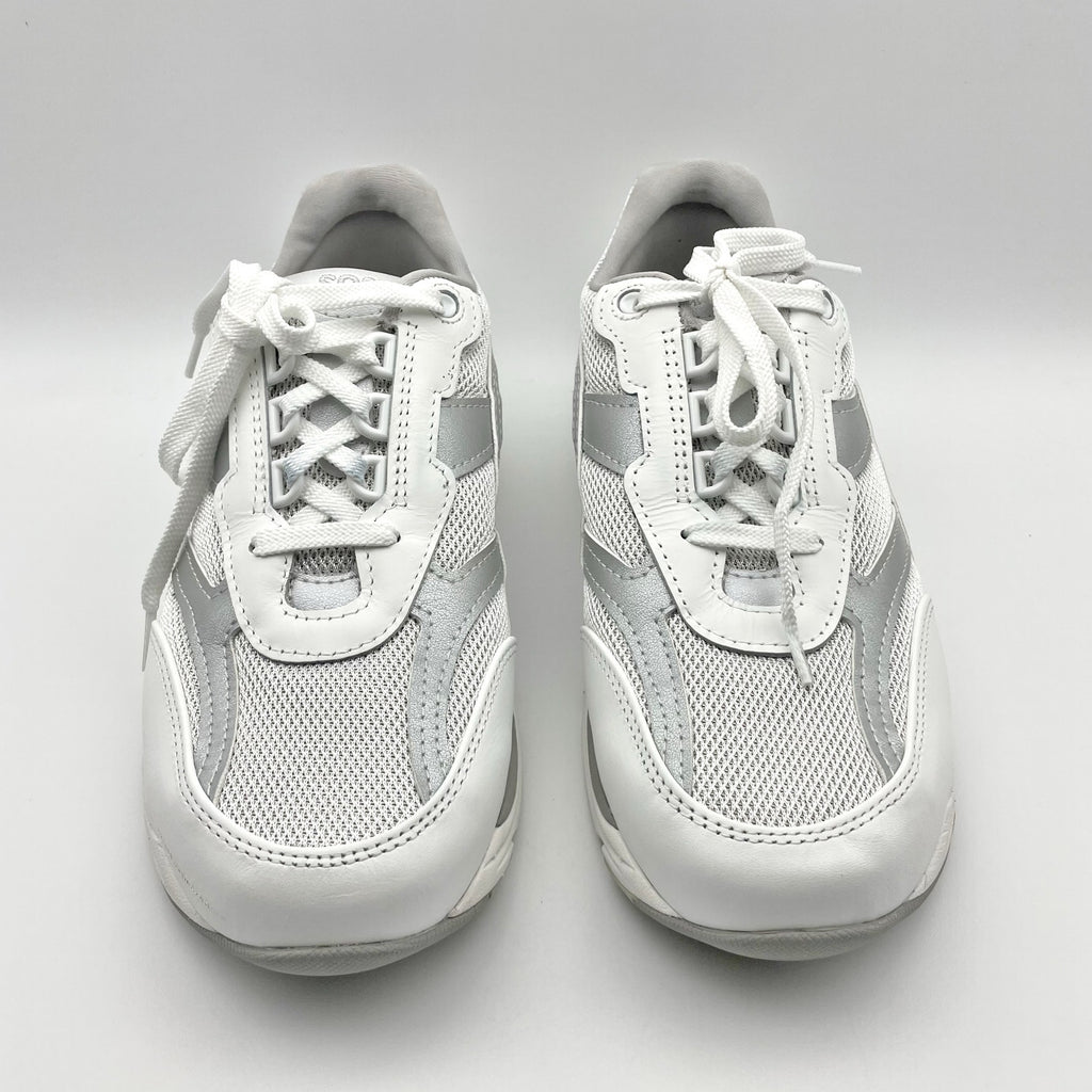 SAS Womens Tour Mesh Comfort Walking Sneaker US 11 Narrow Silver Leather NIB