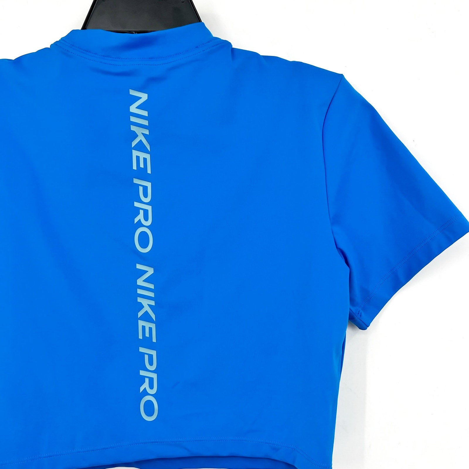 NIKE PRO Women's Dri-FIT Short-Sleeve Cropped Top Medium Royal Blue Tshirt NWT