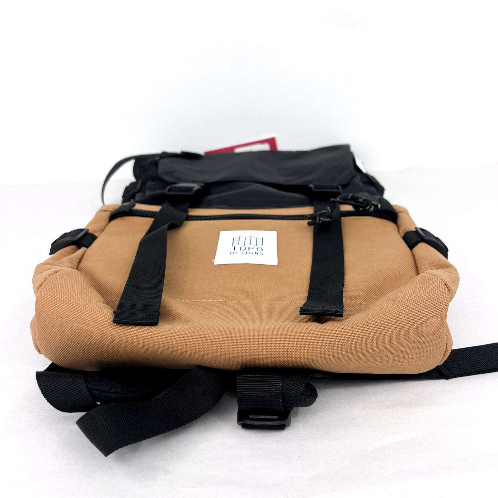 TOPO DESIGNS Unisex Rover Pack Classic 15″ Laptop Backpack Khaki Black NWT
